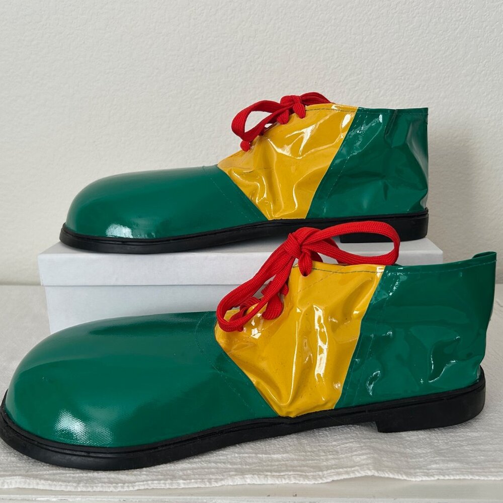 Clown Shoes Green and Yellow Adult Oversized UNUSED